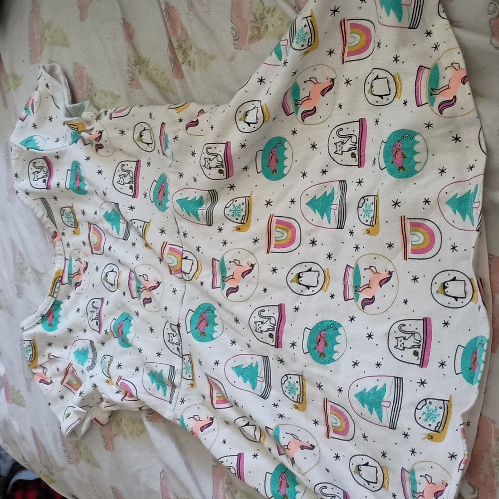Cat and Jack girls snow glob animals 4t